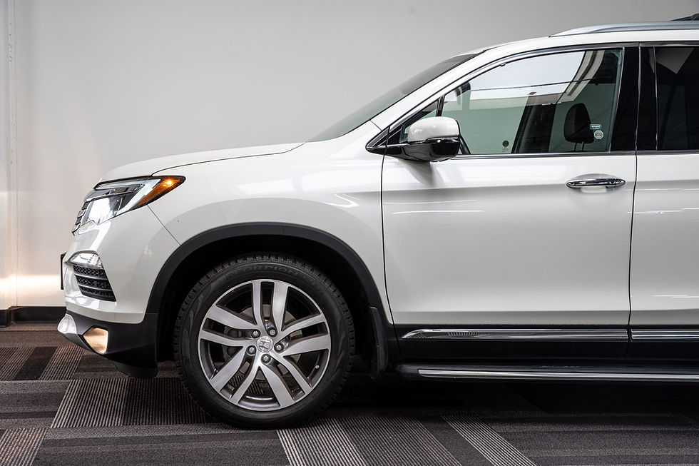 Thumbnail: 2016 Honda Pilot Elite AWD