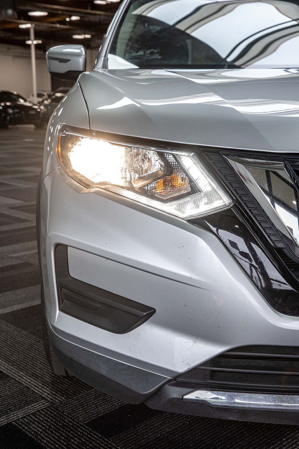 Thumbnail: 2018 Nissan Rogue SV