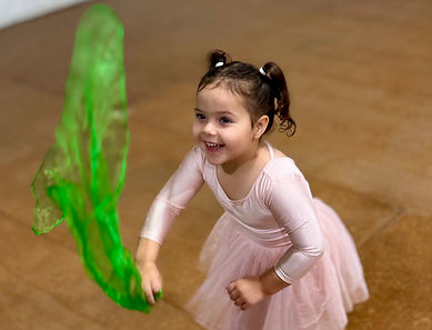 Warm-up time during children’s dance classes in Midvale near Perth