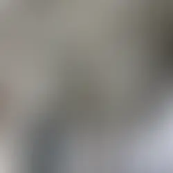 舞鶴の雪害事例・落雪でテラスが破損｜対策として「折板屋根」で再施工しました