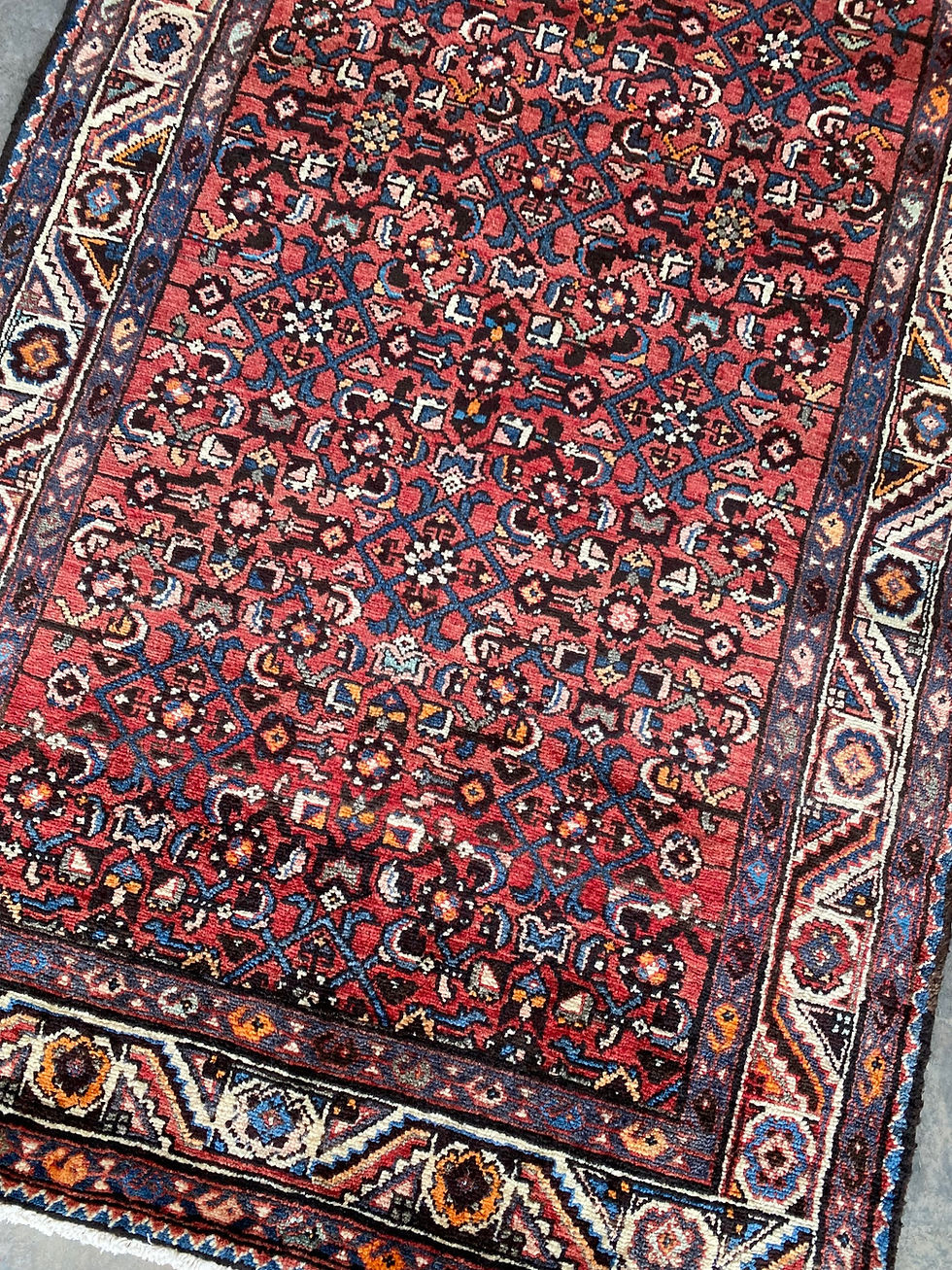 Thumbnail: Persian Hosseinabad Runner
