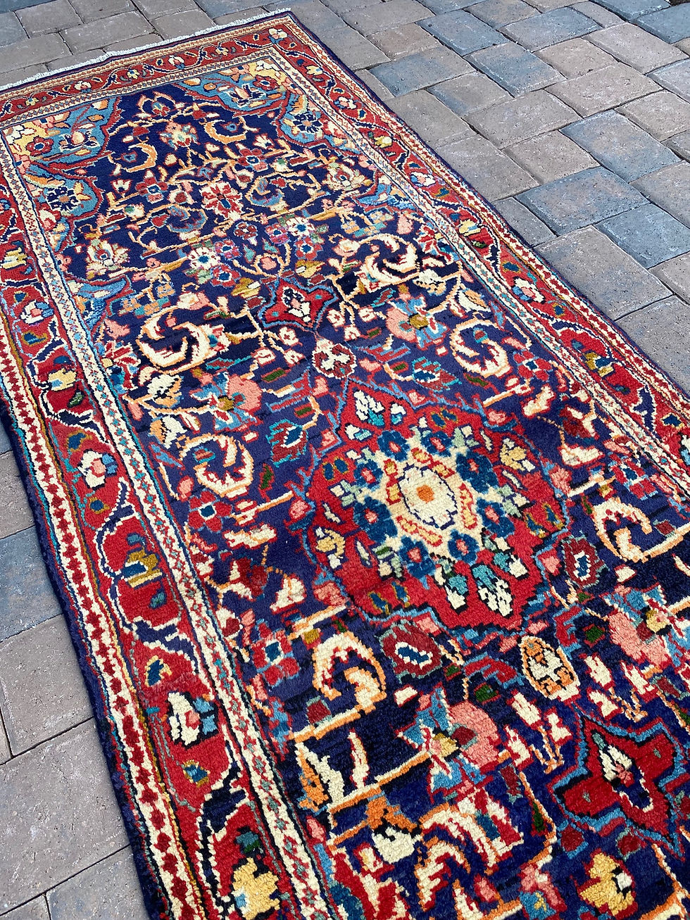 Thumbnail: Persian Sarough Mahal Runner