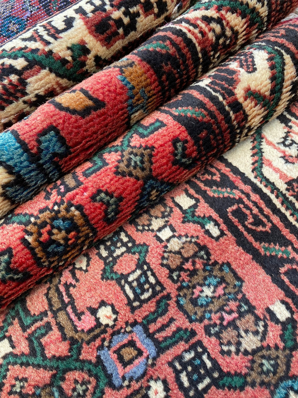 Thumbnail: Persian Hosseinabad Runner