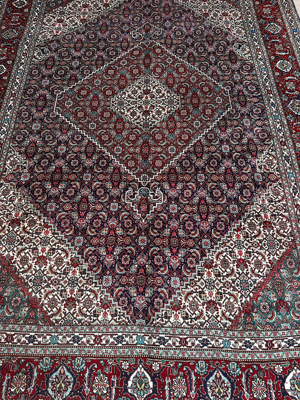 Thumbnail: Vintage Handmade Persian Tabriz