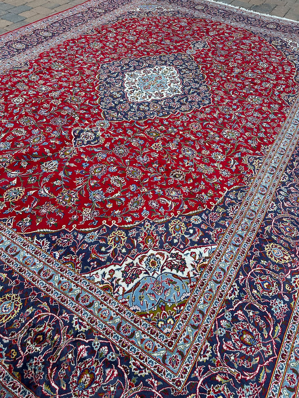 Thumbnail: Classic Handmade Persian Kashan, Brand New, Fine Quality