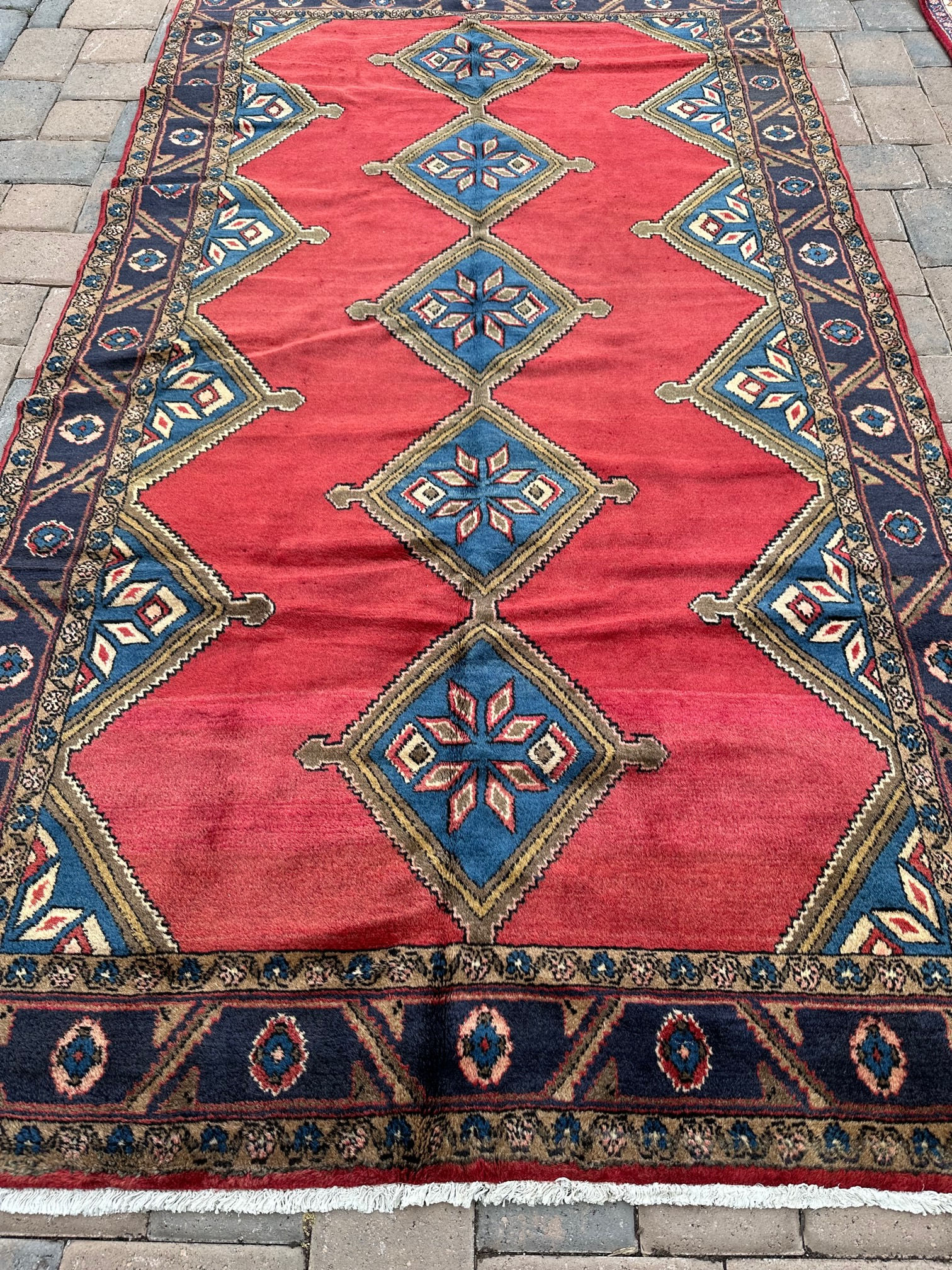 Persian Koliai, Light Distress