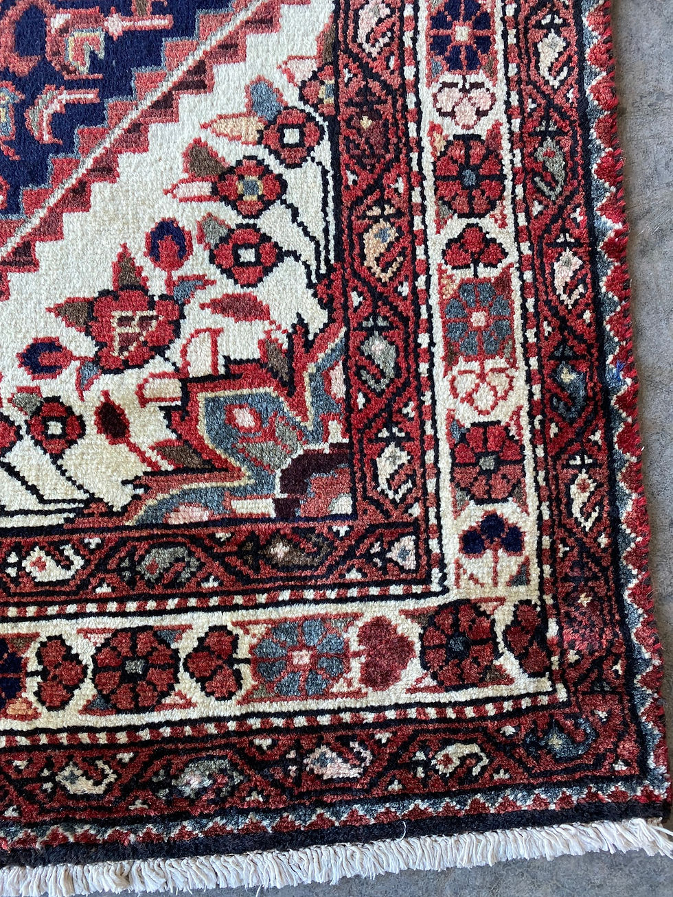 Thumbnail: Persian Hosseinabad Runner