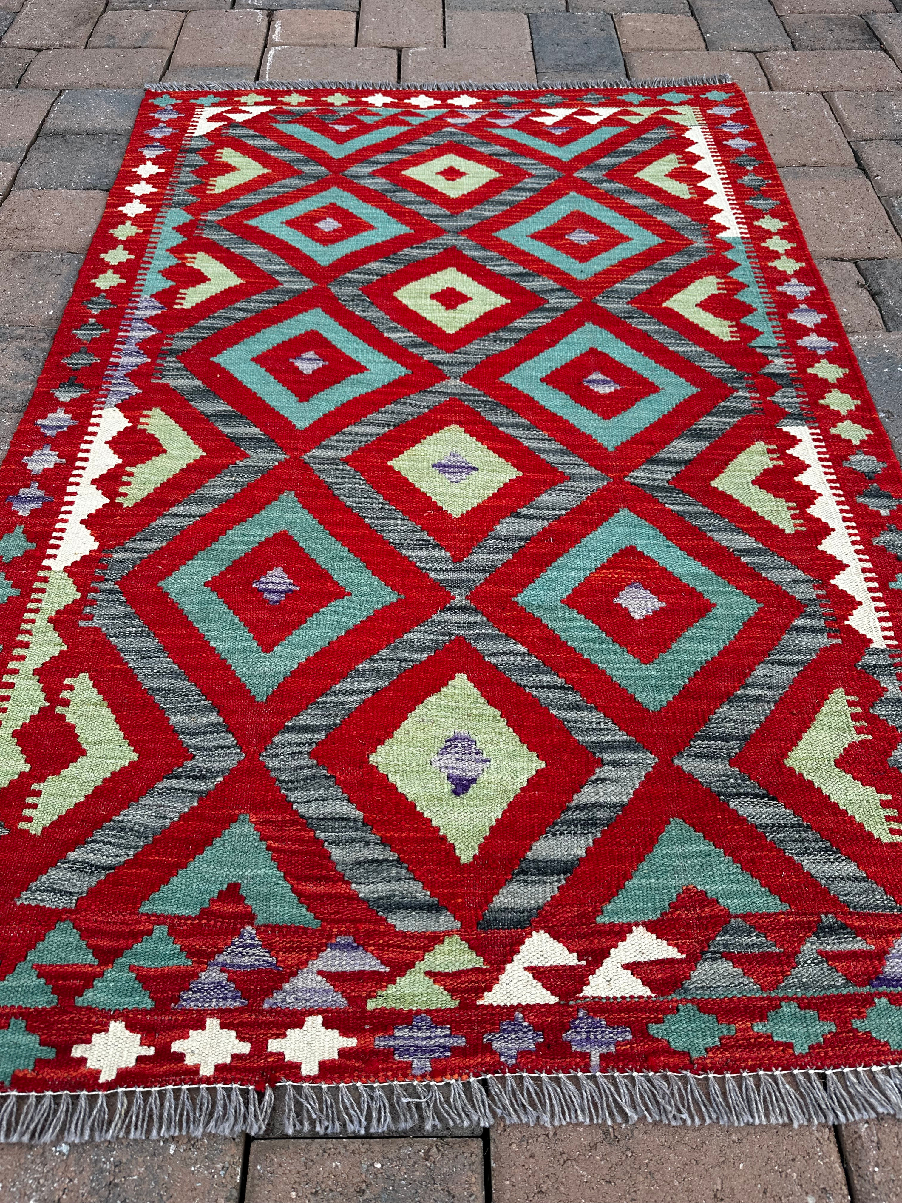 Vibrant Brand New Handmade Kilim Accent Rug