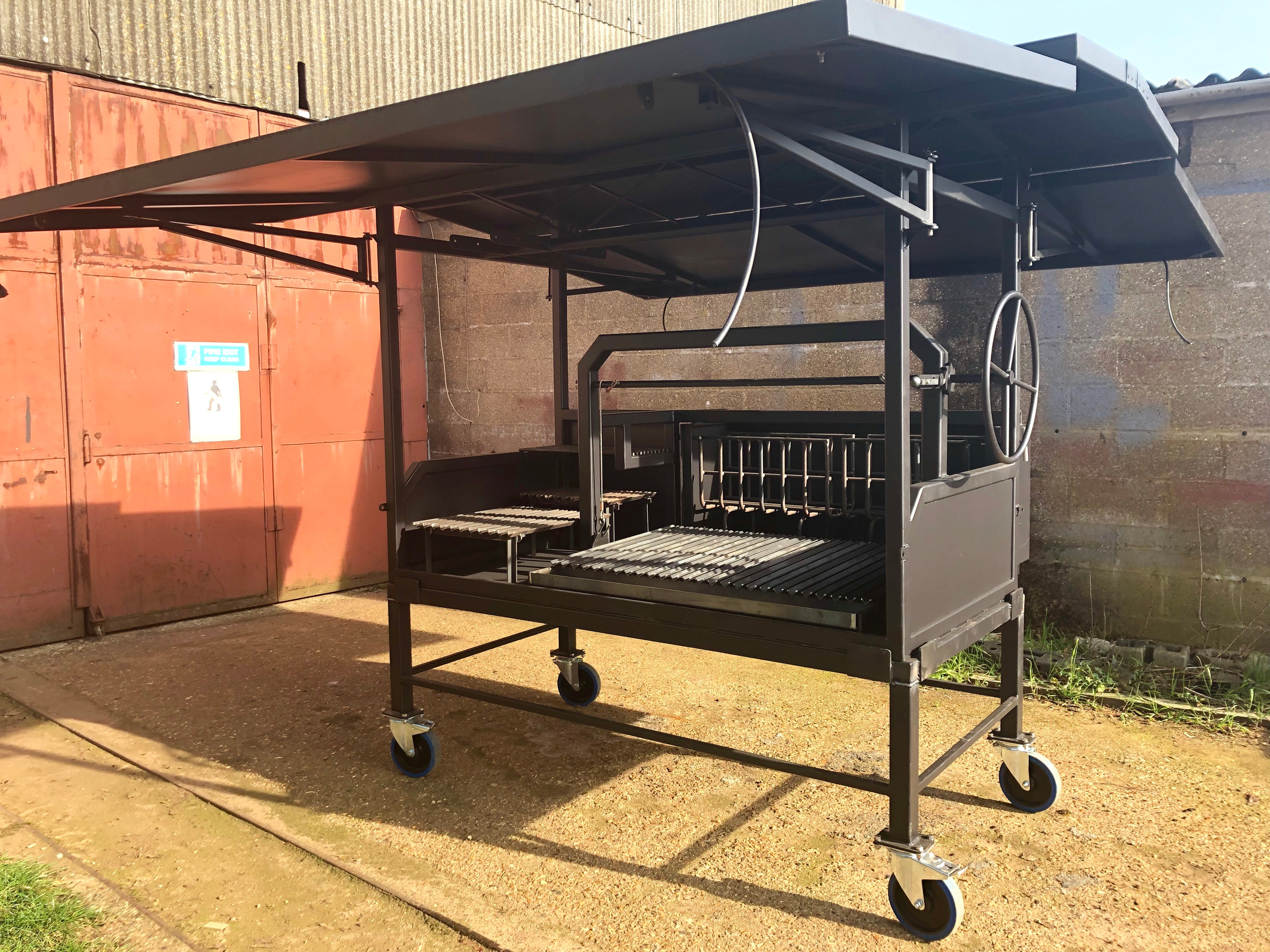Argentine Grills (BBQ's) MOBILE CATERING GRILLS