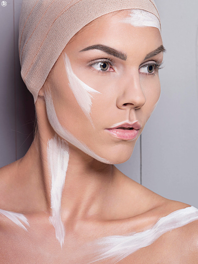 NADINE / BEAUTY / WHITE EFFECTS