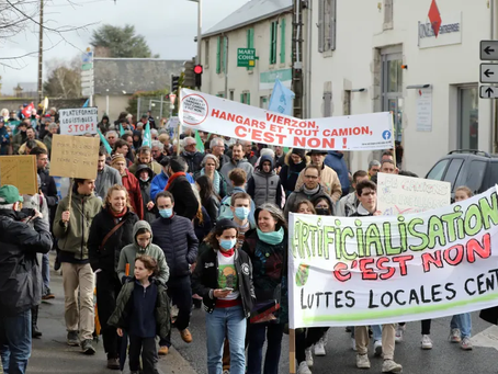 Marche régionale à Mer