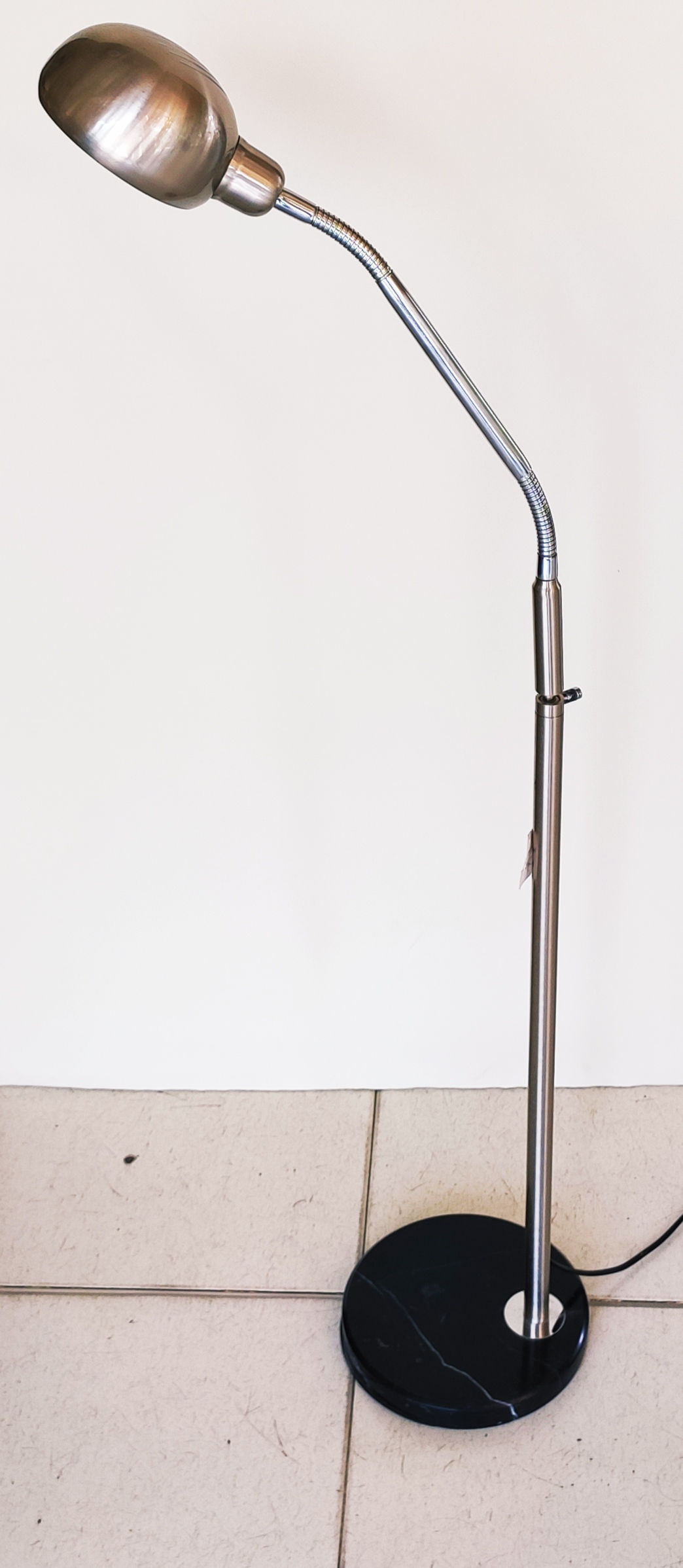 SN finish study floor lamp