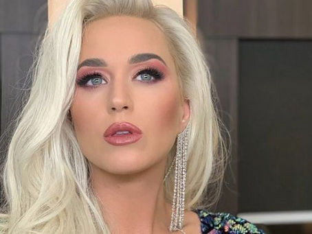 Katy Perry presume su nuevo y espectacular look
