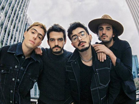 Morat desmiente posible separación en sus redes sociales