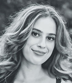 Caroline B. Headshot