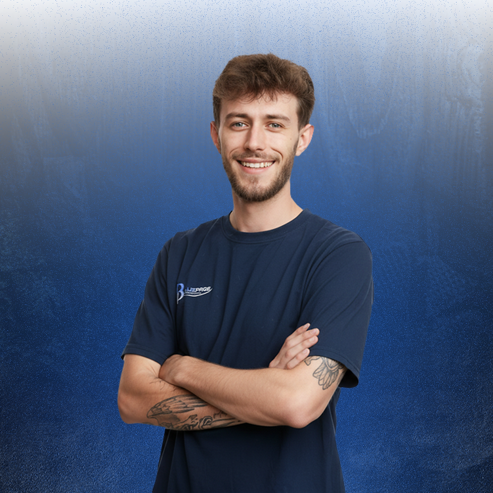 Marcelle Photo 2.png