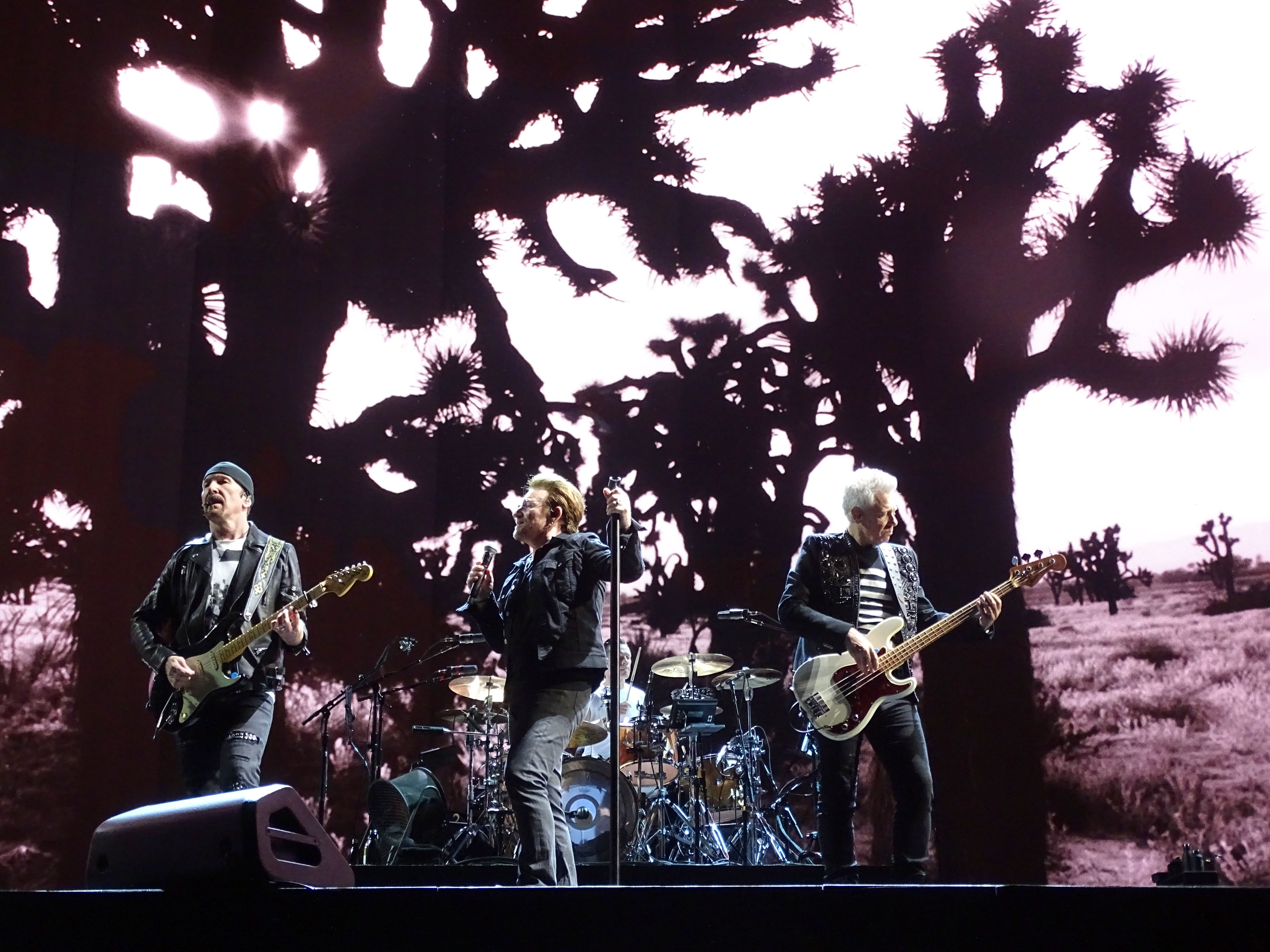 U2, June 7, 2017, Pittsburgh, PA, Heinz Field, T3S6P27