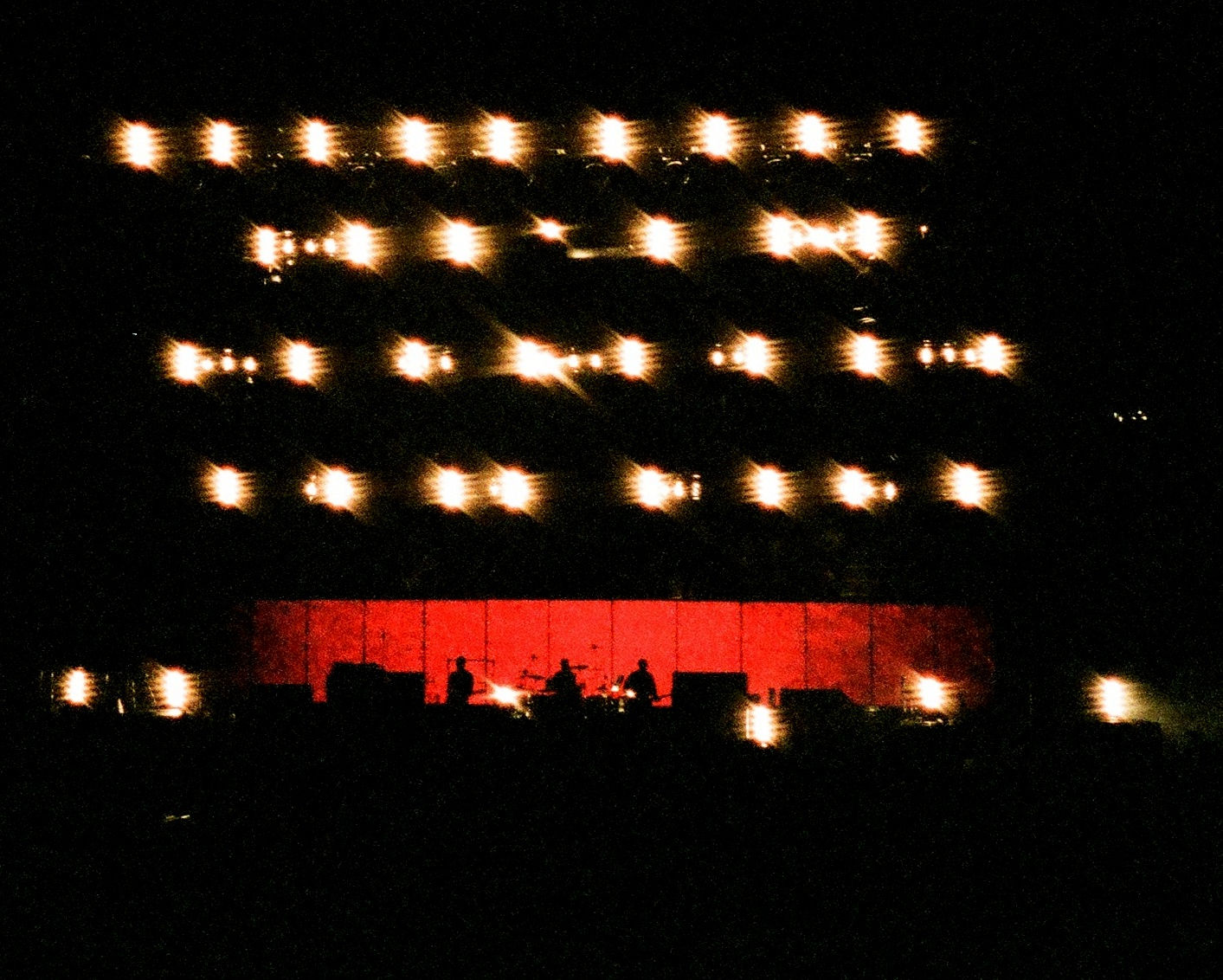 U2, October 28, 2001, East Rutherford, NJ, Continental Airlines Arena, T7S3P2