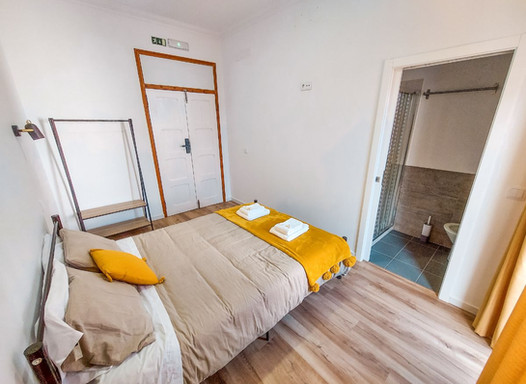 wolley-peniche-suite-two-1.jpg