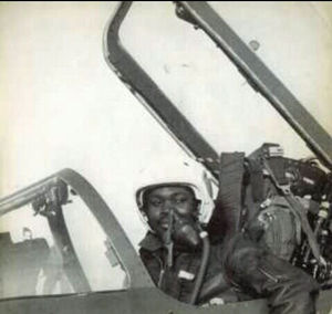 Hommage au Lt. Colonel M'bo Léon Izapango, décédé le 19 avril 1990