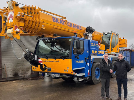Bray Cranes Expands Fleet with Liebherr LTM 1060-3.1 and LTM 1090-4.2