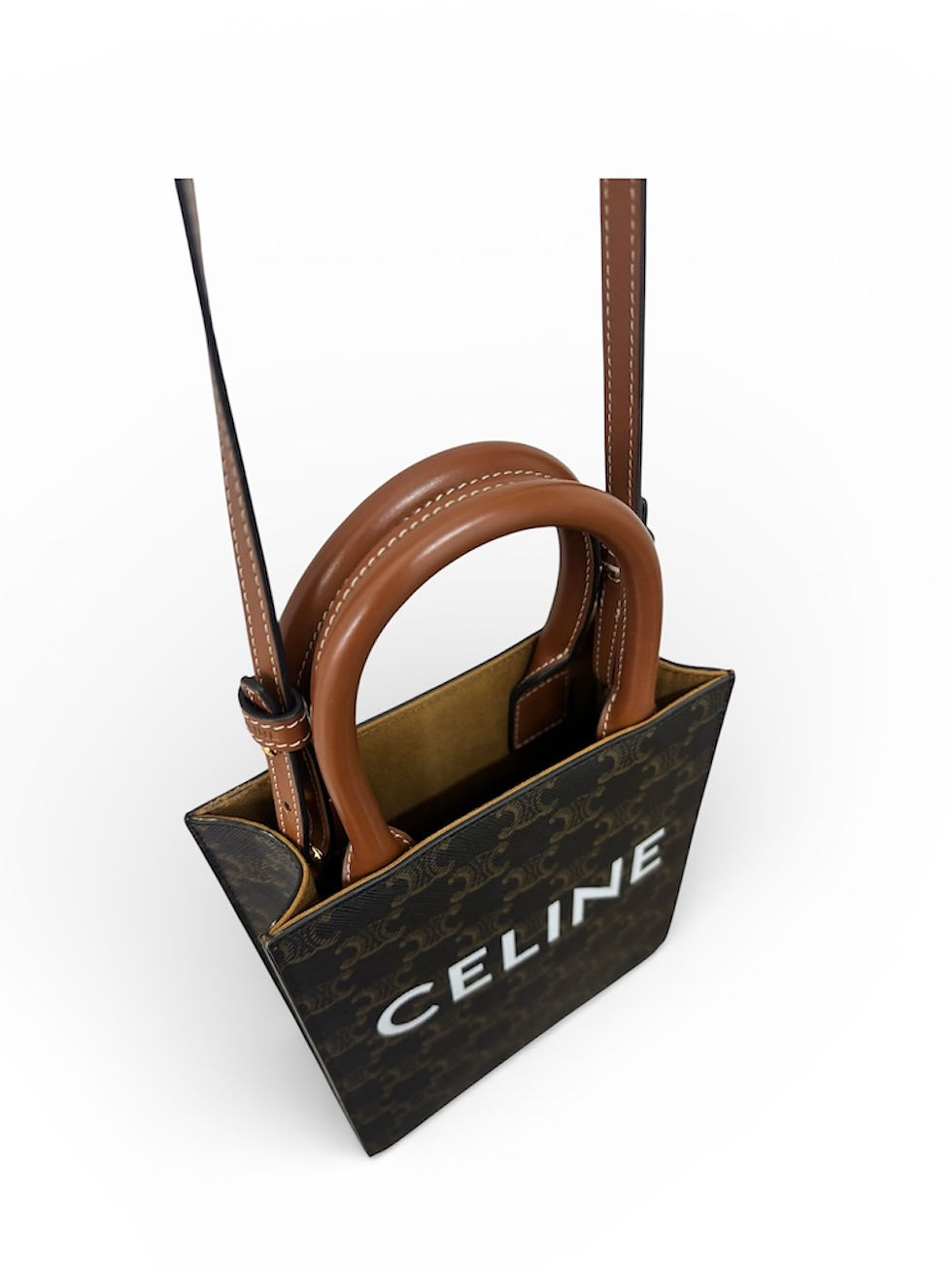 サムネイル： CELINE トリオンフ バーディカルカバ