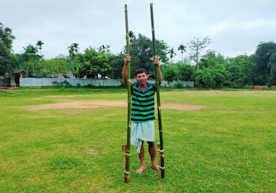 The Thrilling Game Of Bamboo Stilts That Tripuris Used To Play