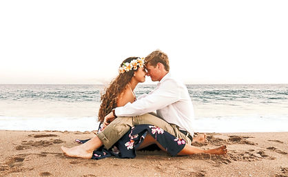 Couple wedding photo on the beach