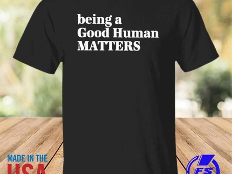 Rainbowtclothingllc - Mahogany mommies being a good human matters shirt