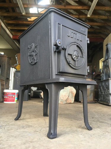 Jotul Jøtul 602 Classic Wood Burning Stove | Bath Stoves
