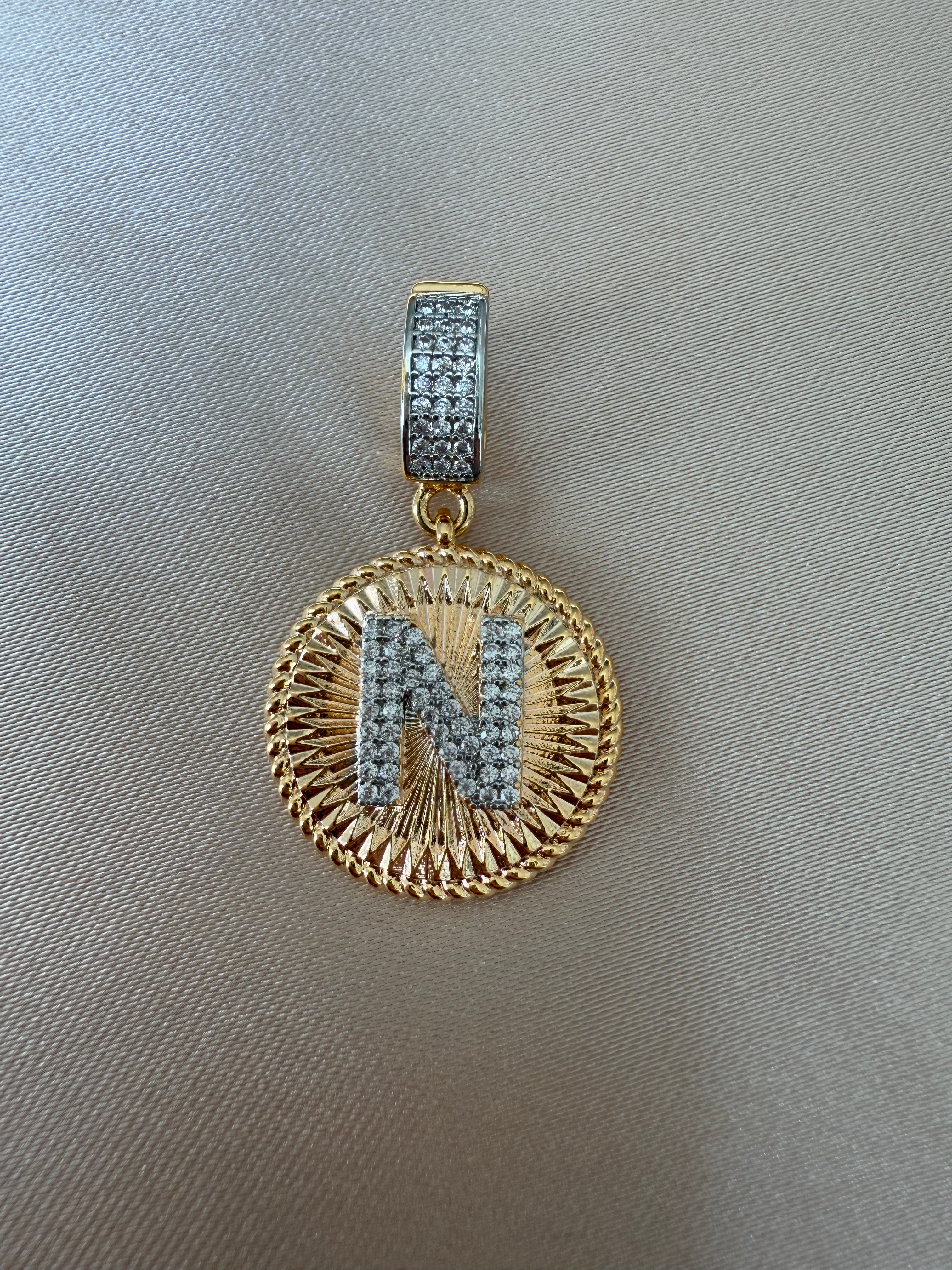 Vip N Harf Kolye ucu