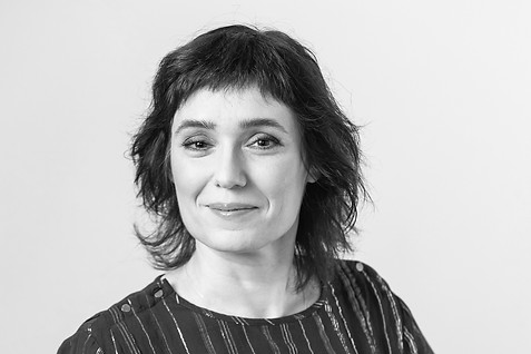 koos_daniella_portre_2000x3000.jpg
