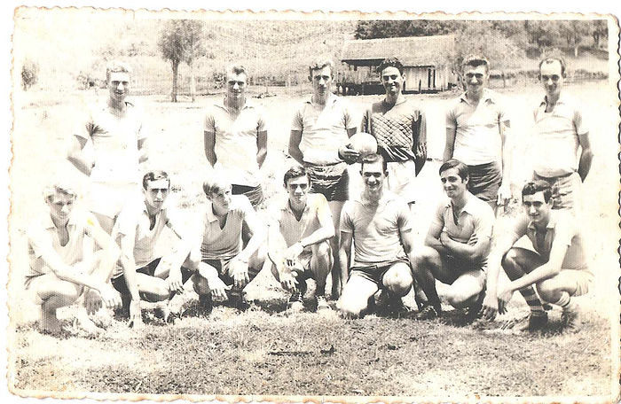 Foto antiga futebol do Caxias.jpeg