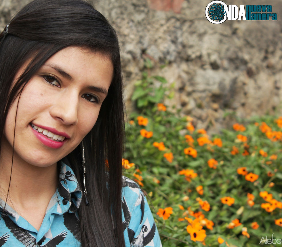 CAROLINA LÓPEZ - BAJISTA