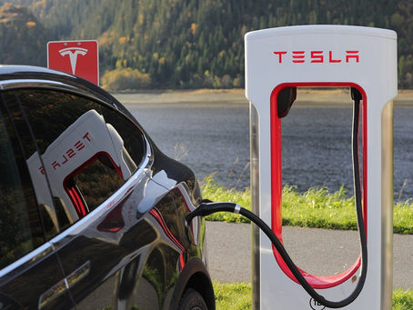 Motor dual en Tesla- Jorge Carlos Fernández Francés