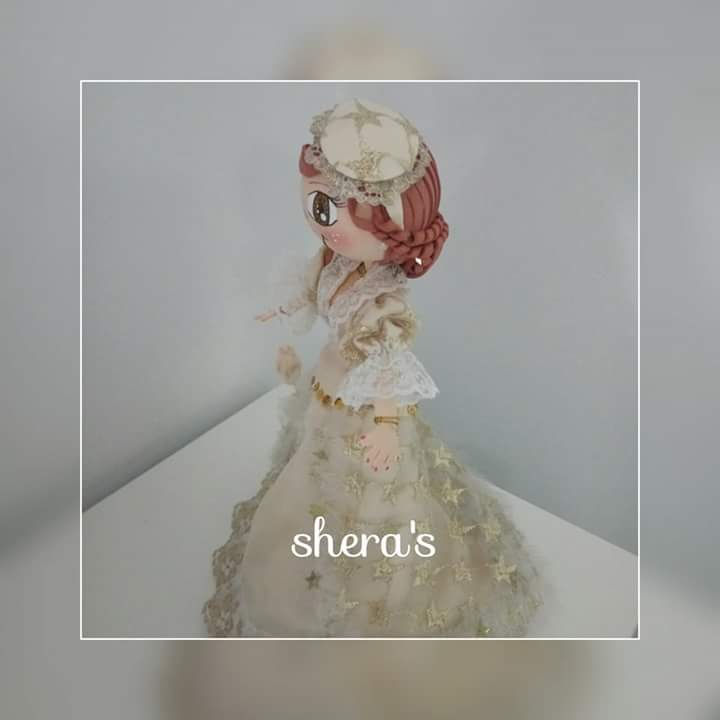 Miniatura: Dama antigua