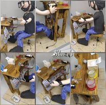 Miniatura: Joyero y su mesa de trabajo