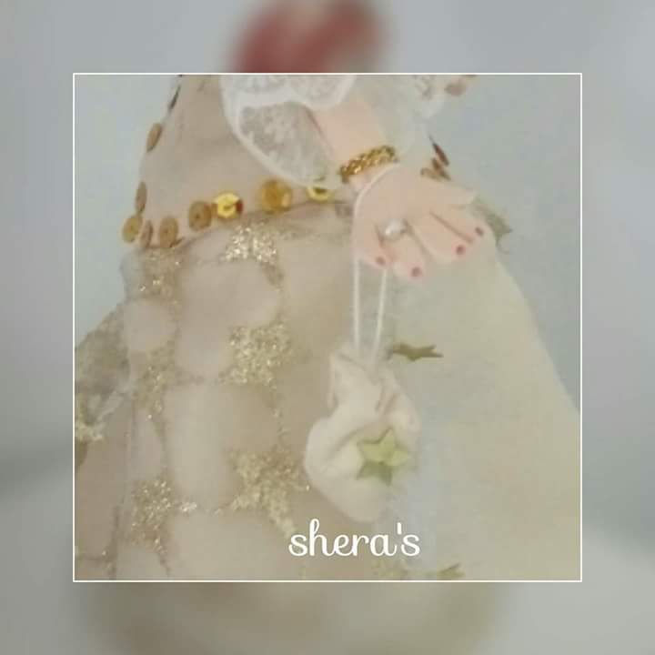 Miniatura: Dama antigua