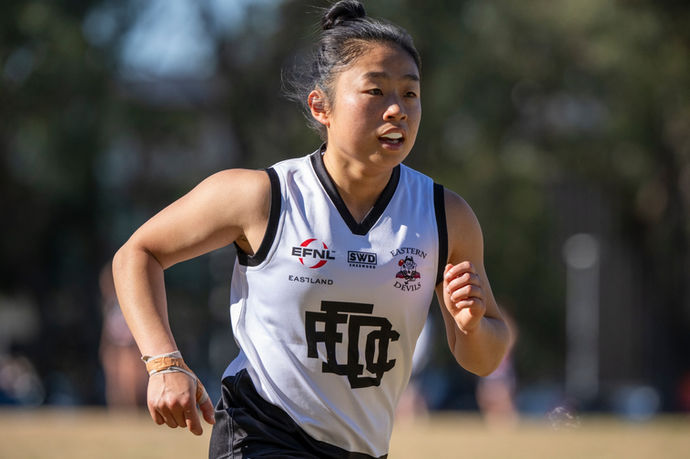 Smash making her way to the bench