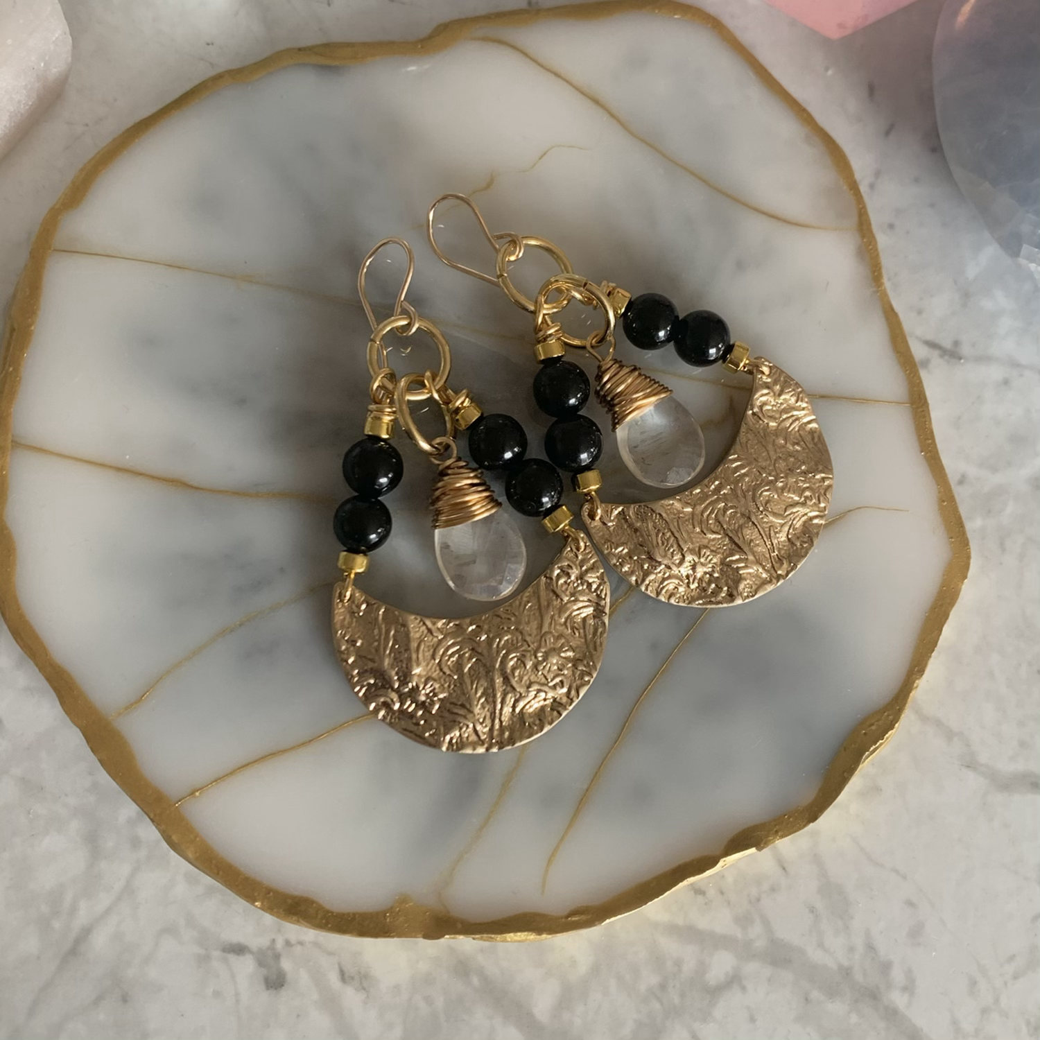 Mystic Quartz and Onyx Golden Florals