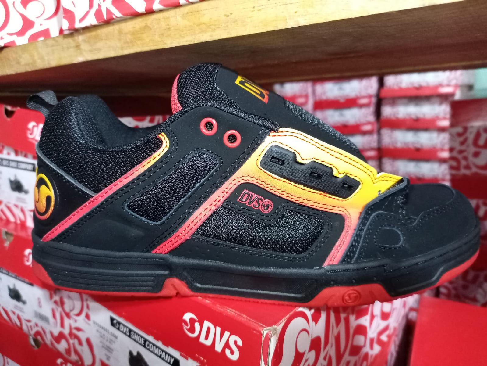 DVS SHOES
