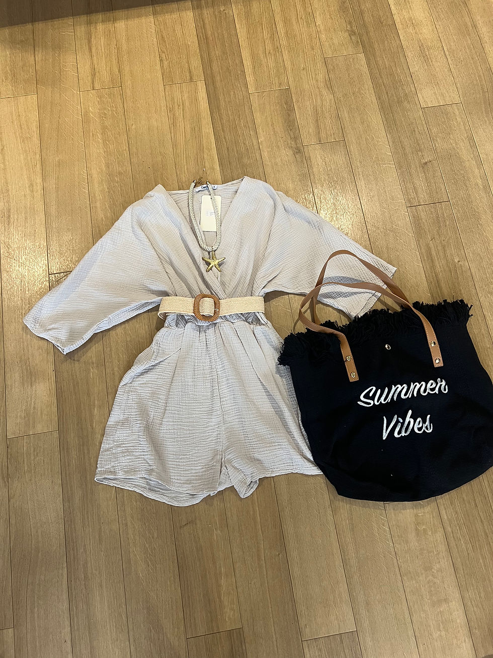 Thumbnail: SUMMER VIBES 