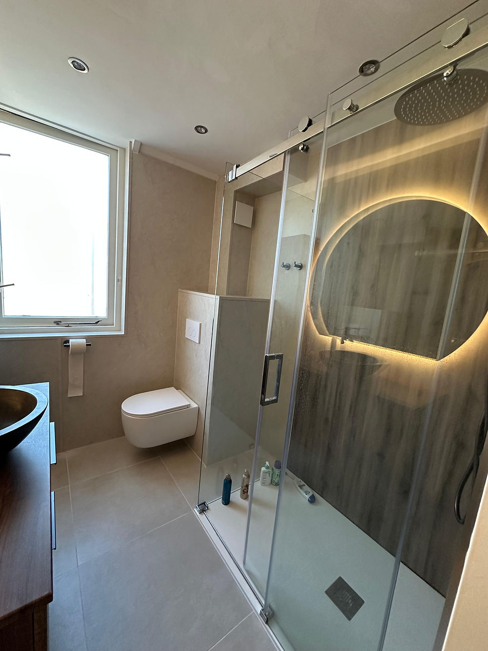 Aannemer Eckline voert badkamer renovatie uit in Burgh-Haamstede