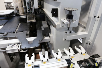 Dettaglio macchina per lavorazione legno