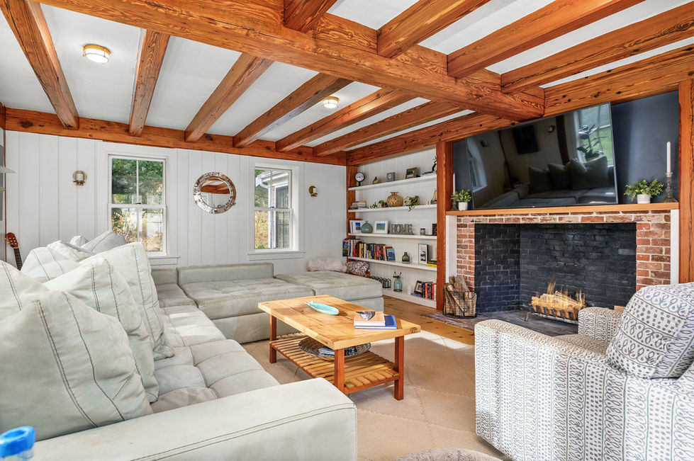 Living room 257
