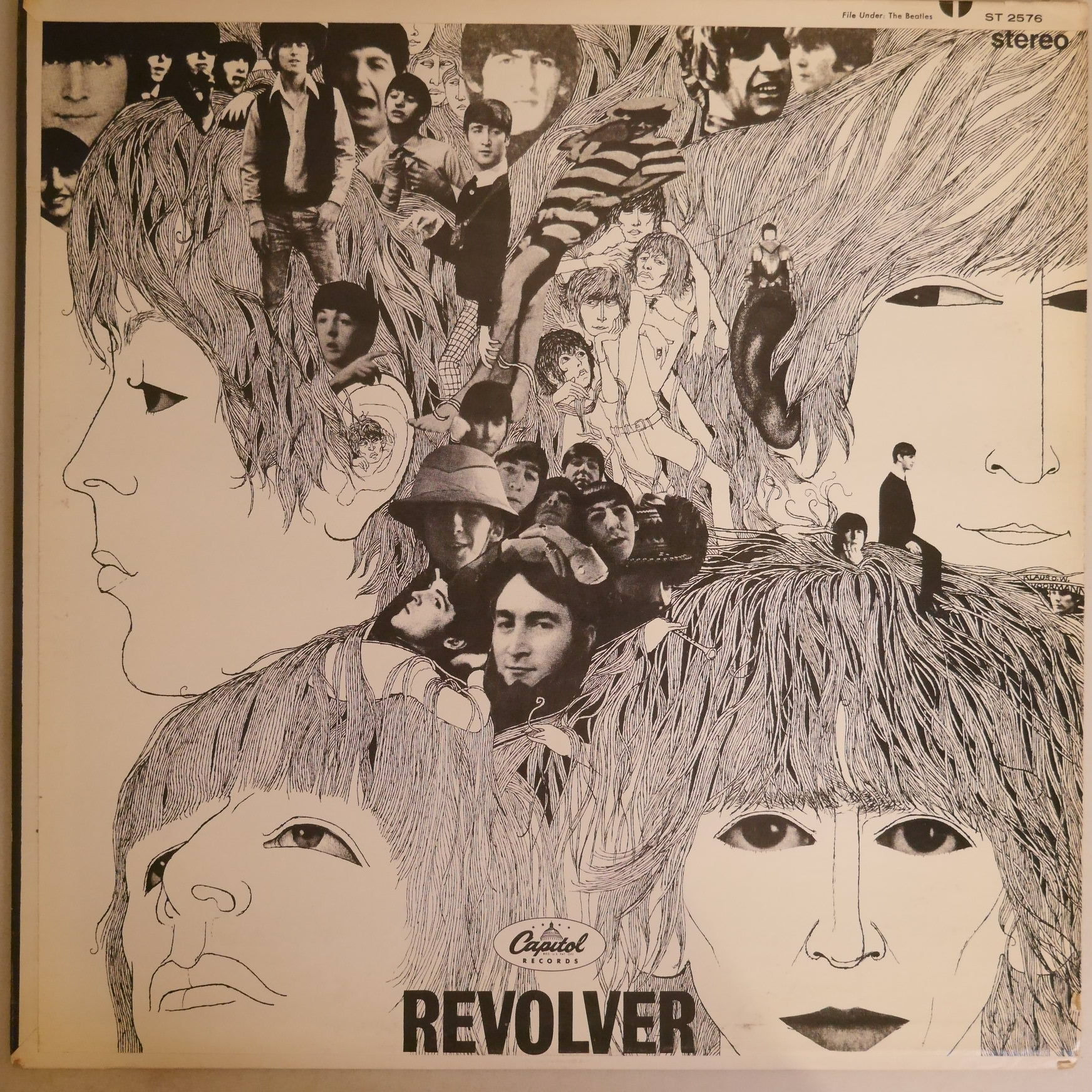 THE BEATLES / REVOLVER（虹CAPITOL)