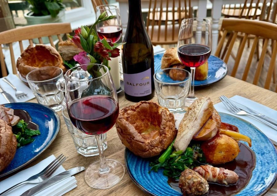 Enjoy a Delicious Sunday Roast Near Chippenham at The Rising Sun