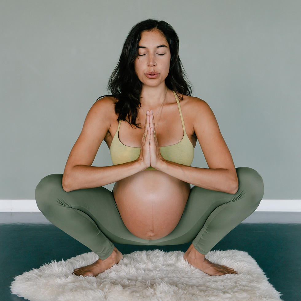 Opleiding zwangerschapsyoga teacher training yogaschool noord amsterdam, birthlight methode