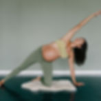 Opleiding tot zwangerschapsyogadocent bij Yogaschool Noord Amsterdam