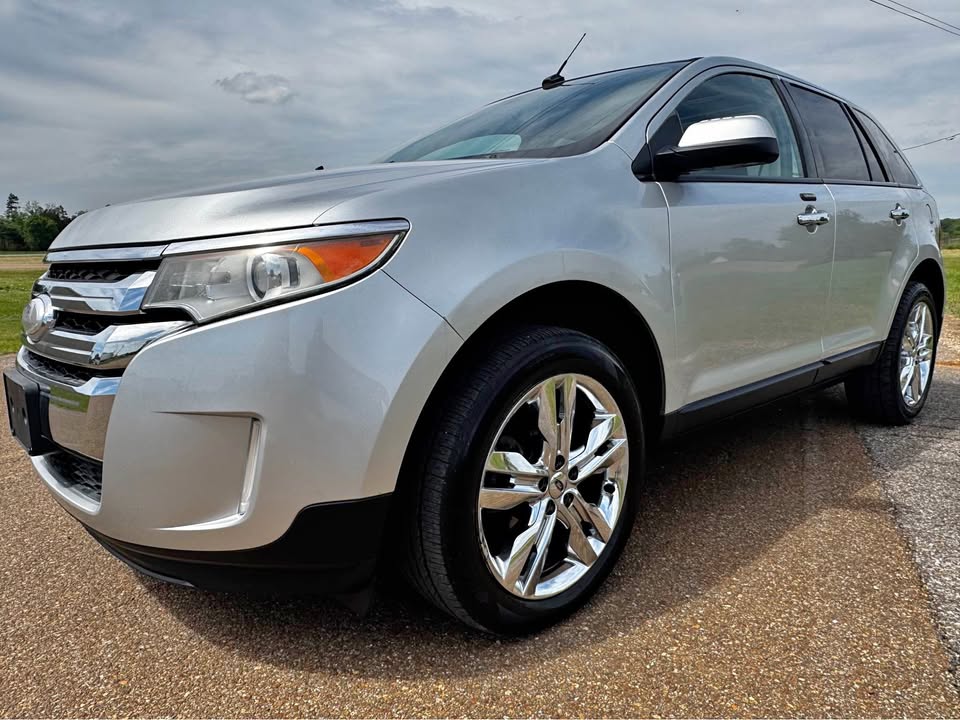 2011 Ford Edge SEL's photo